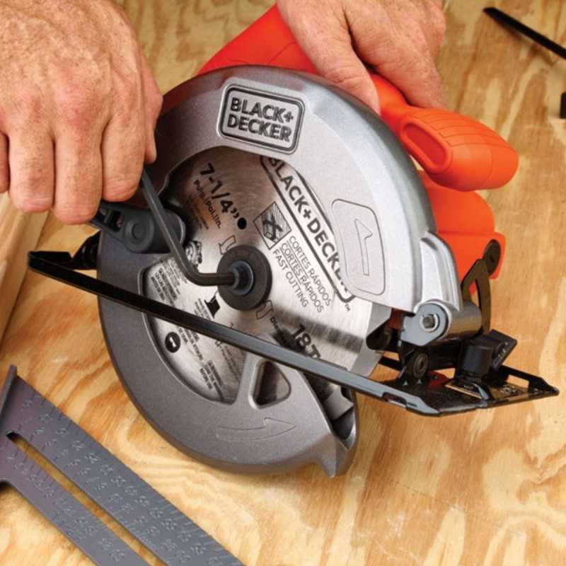 Sierra Circular 7 1/4" 1400W 5300 rpm Black + Decker CS1004-B2_5