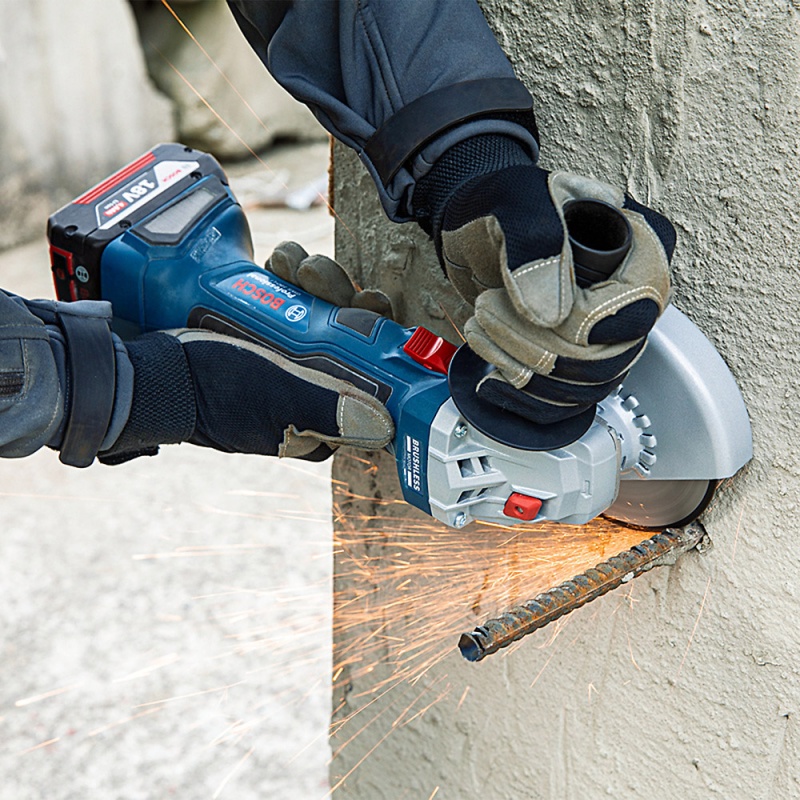Taladro Percutor 1/2" GSB 185-LI + Amoladora Angular 5" GWS 180-LI + 2 Baterías 18V + Cargador Bosch_6