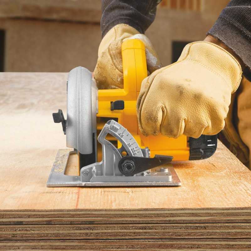 Sierra Circular 7 1/4" (184mm) 1800W Corte en 90° 65mm Dewalt DWE575K-B2C_7